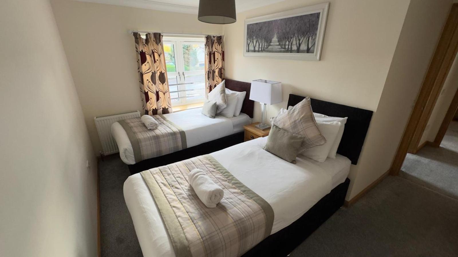 The Waverley Inn Holiday Homes Inverness Ngoại thất bức ảnh