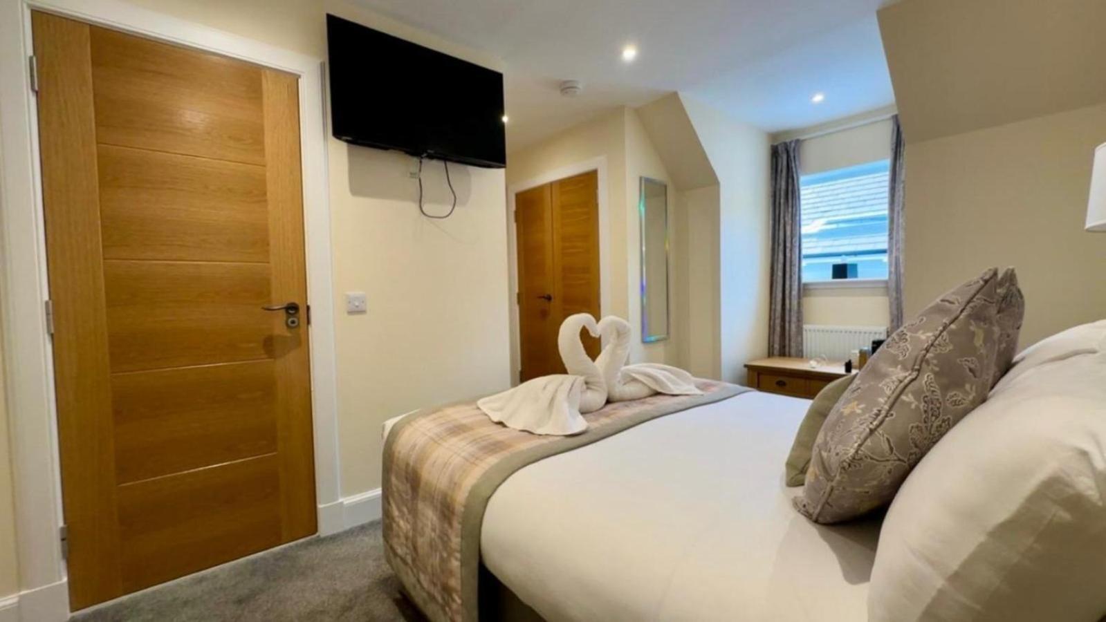 The Waverley Inn Holiday Homes Inverness Ngoại thất bức ảnh